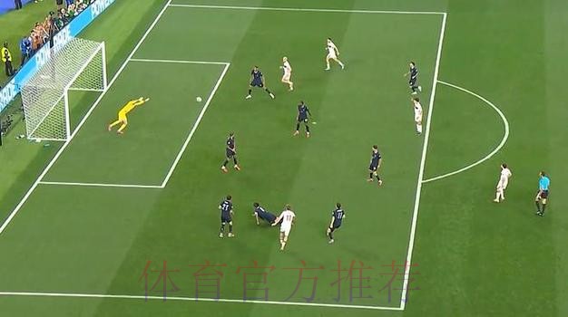 土耳其3-2读秒绝杀美国1胜2负垫底出局,居莱尔破门,伊尔马兹传射 土耳其3-2读秒绝杀美国1胜2负垫底出局,居莱尔破门,伊尔马兹传射